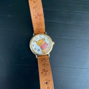 DISNEY POOH TIMEX WATCH